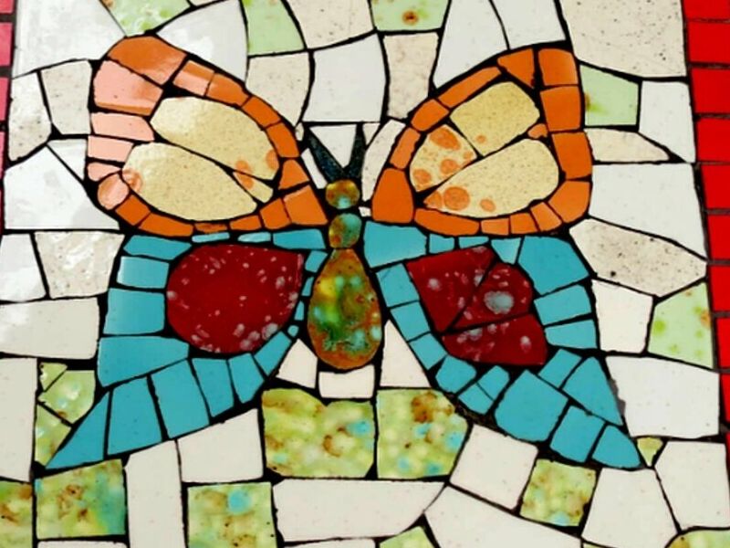 Mosaico diseño mariposa Chile