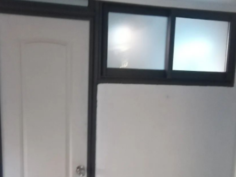 VENTANA LINARES