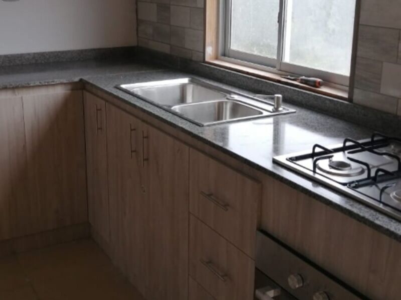 Mueble matizado cocina avellana Chile