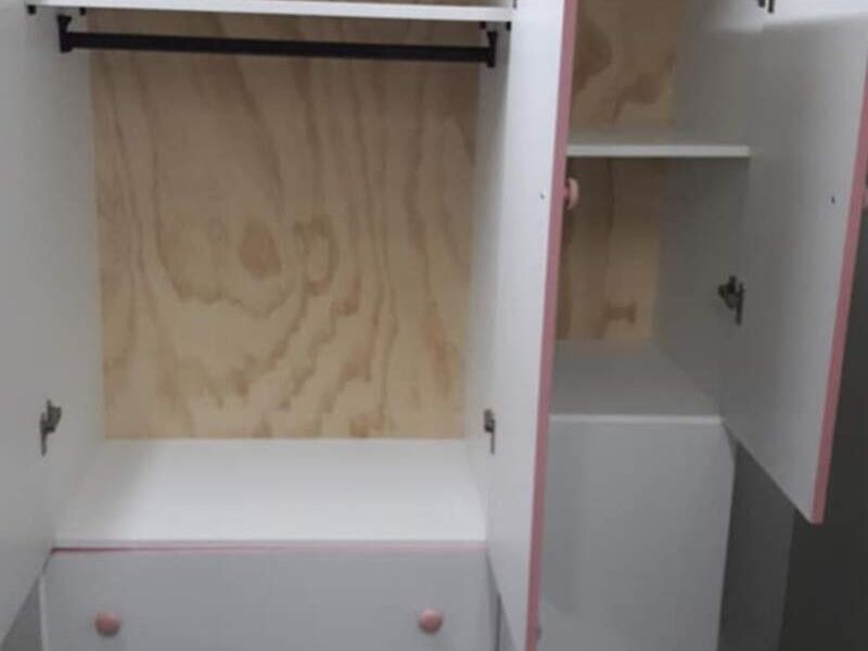 Closet infantil blanco rosado Chile