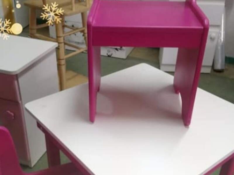 Mobiliario infantil blanco rosa Chile