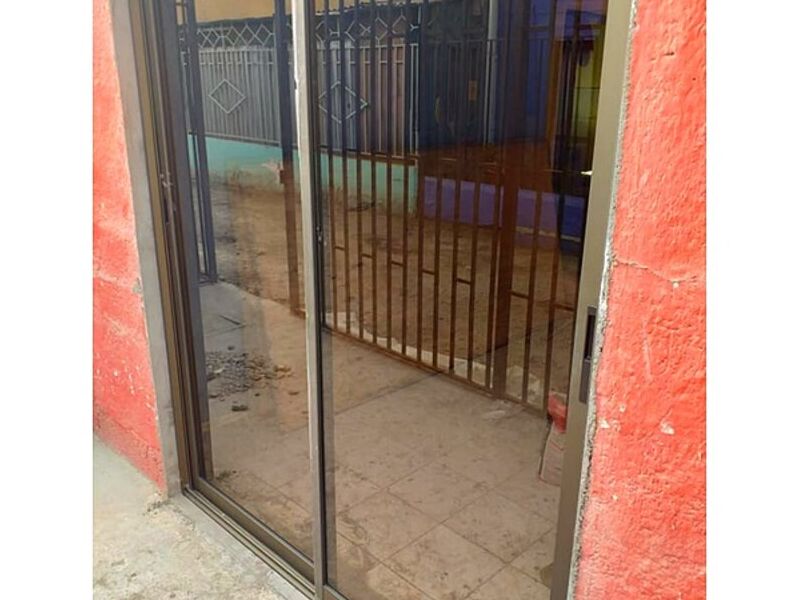 Puerta Aluminio Chile