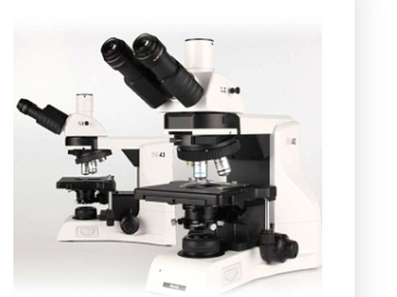 Microscopio Universal Trinocular LED Santiago