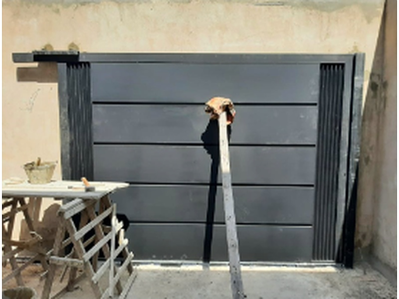 instalación de porton corredizo Chile Pablo Construcciones