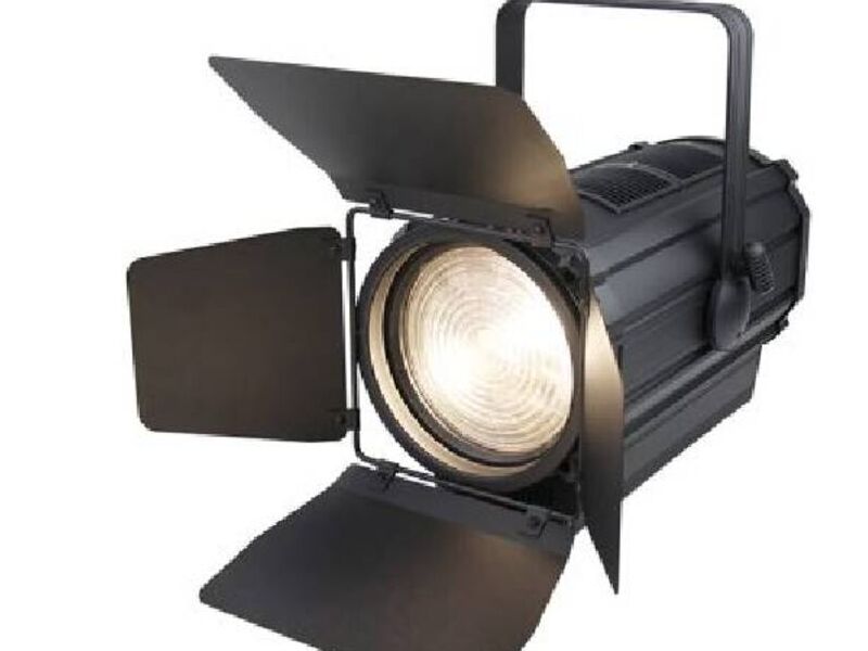 Fresnel LED Zoom 300w