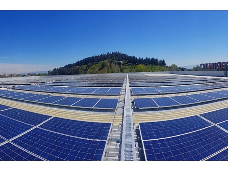 Sistema fotovoltaico empresarial Chile