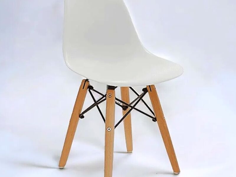 Silla Eames Chile 