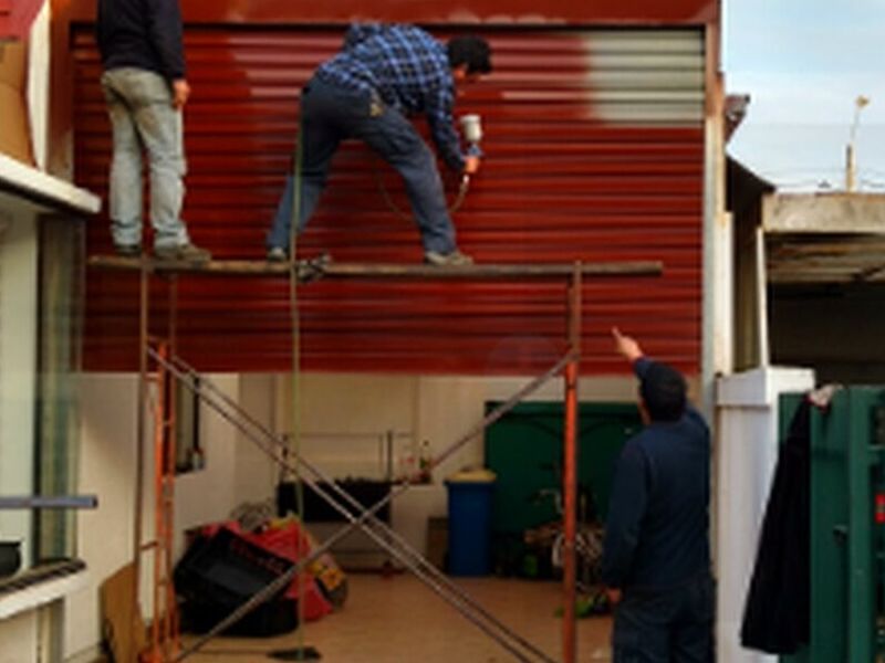 Instalación Cortinas Metálicas Chile 