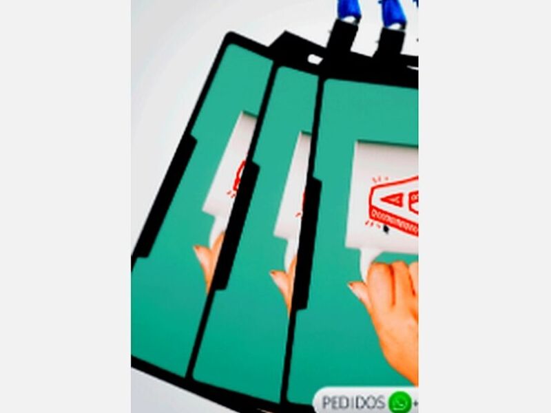 CREDENCIALES PVC