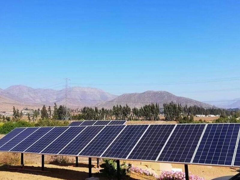 Sistema fotovoltaico empresarial Chile