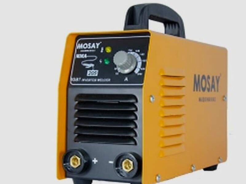 SOLDADORA INVERSORA 200 AMP chile