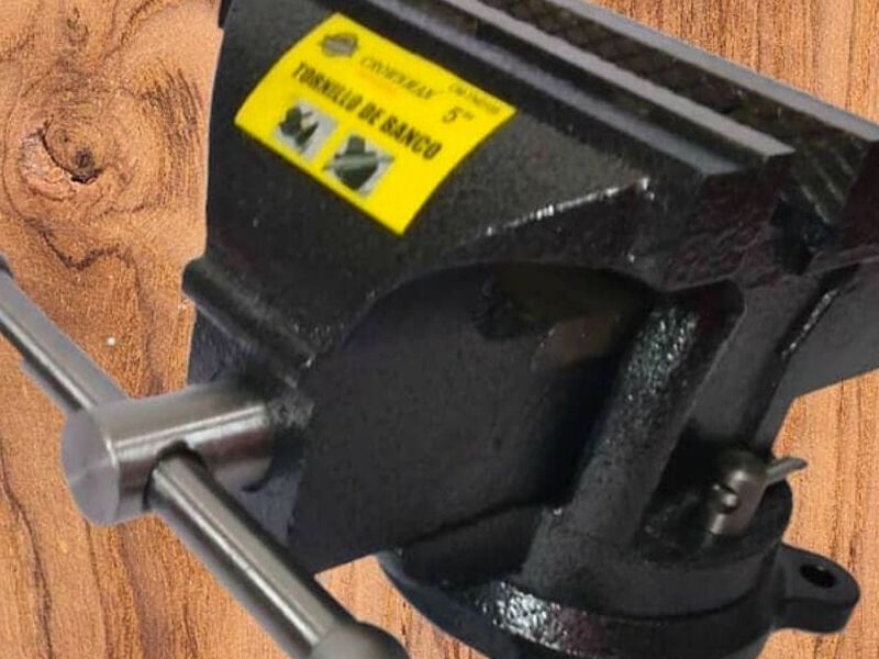 TORNILLO DE BANCO 5" CHILE