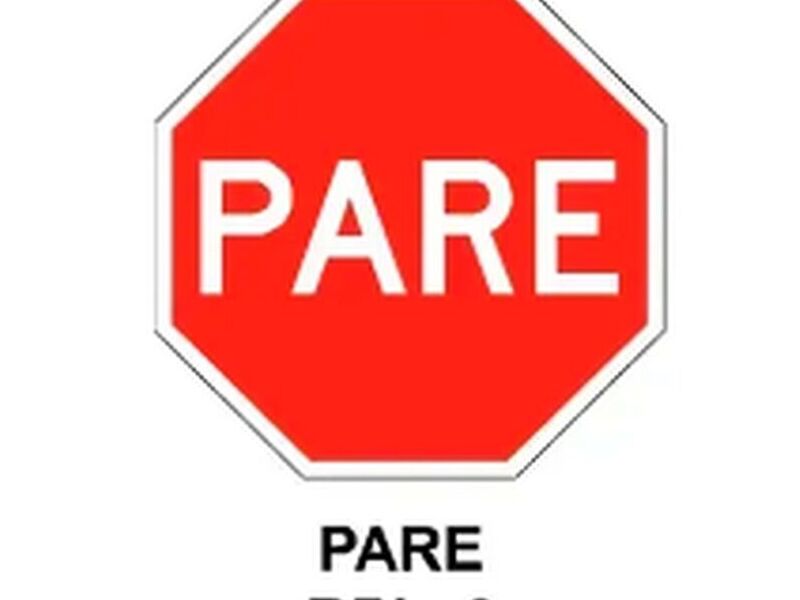 Señal Pare Chile