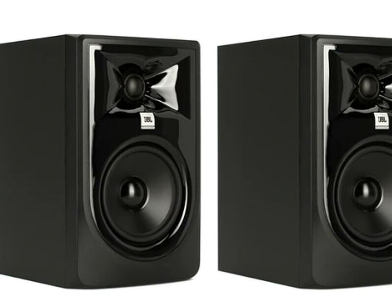 Monitores de Estudio JBL 305P