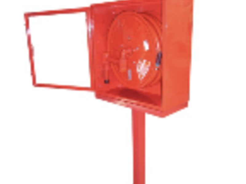 Gabinete con carrete y soporte al piso Chile