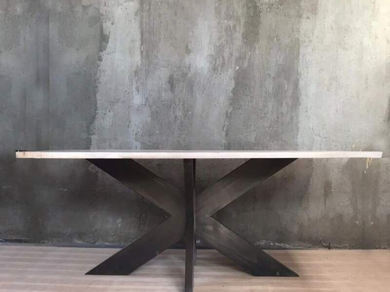 Mesa de comedor de madera milan Santiago