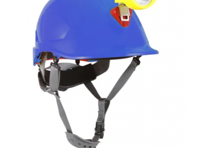 Casco para trabajo en altura en Colchagua