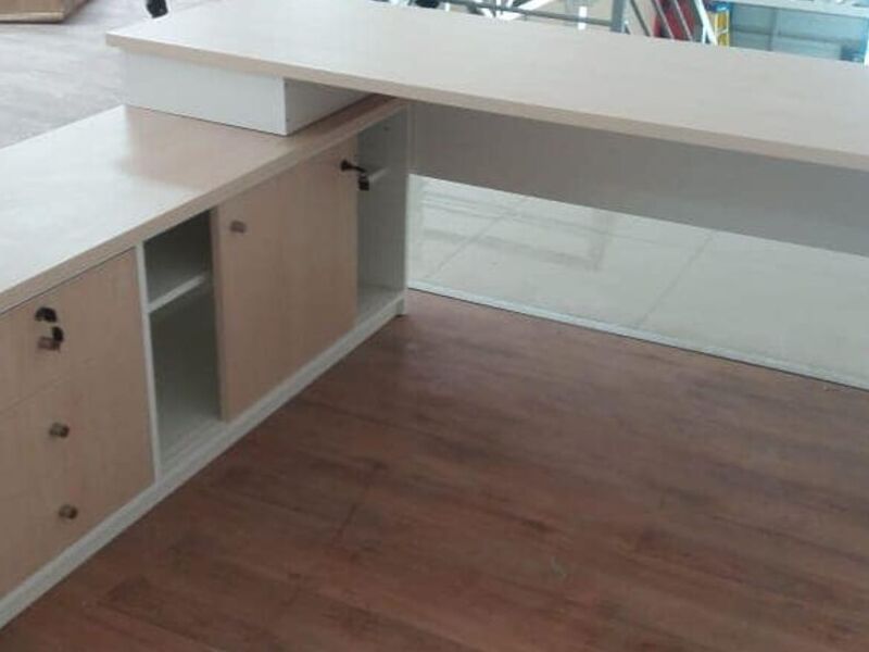 escritorio con cajonera en chile