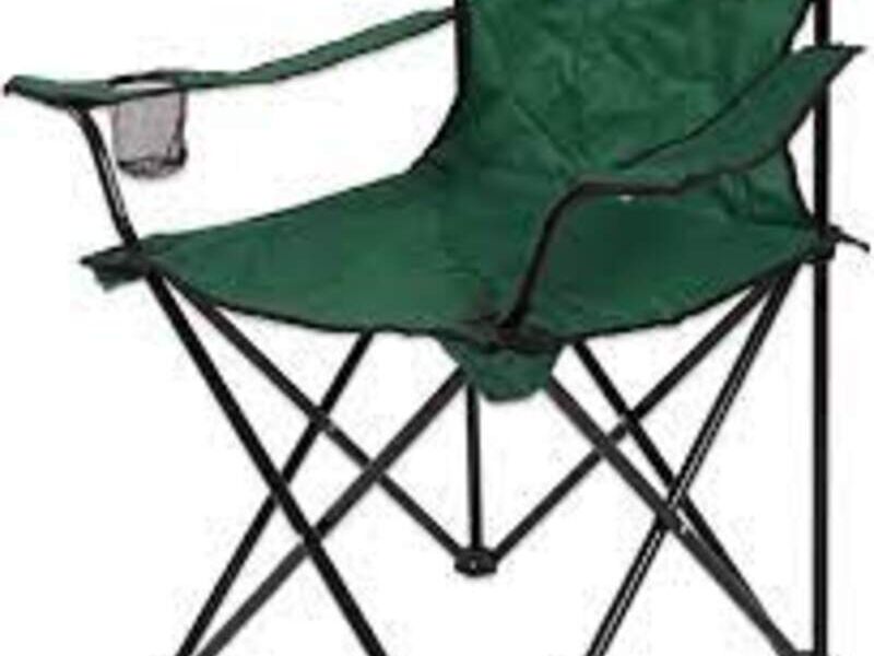 silla plegable verdosa en chile