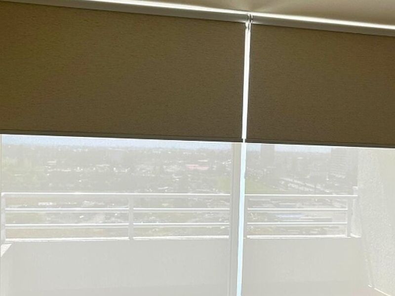 Roller Screen beige Chile