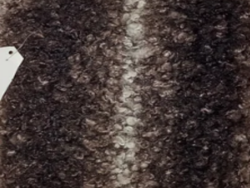 Cojín diseño rustico peludo 