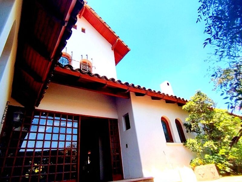 Casa Los Dominicos