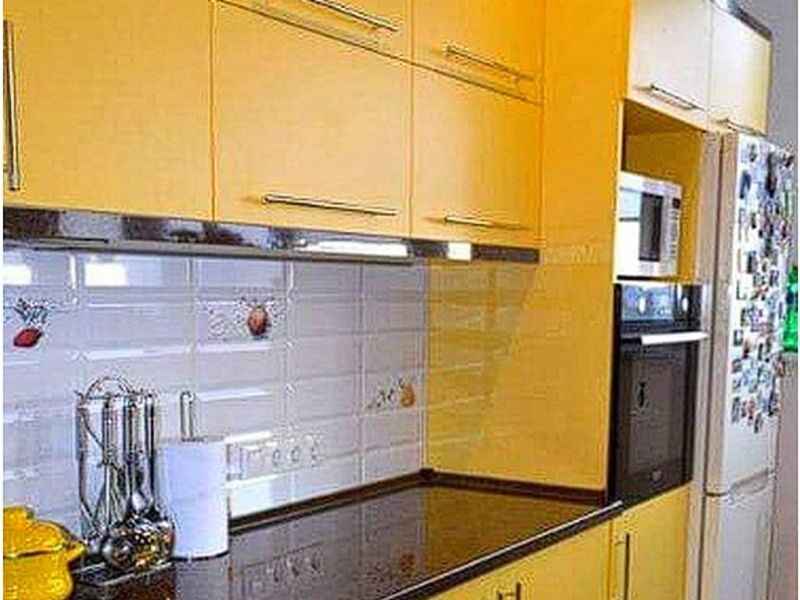 MUEBLE AMARILLO CHILE