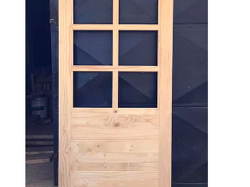 Puerta Pino Radiata Modelo 6vcuadrados Chile