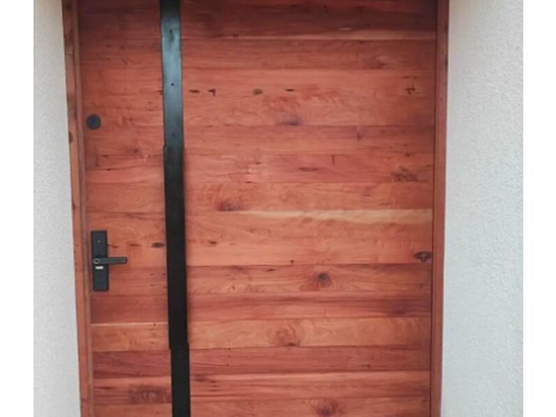 Puerta principal roble Chile 