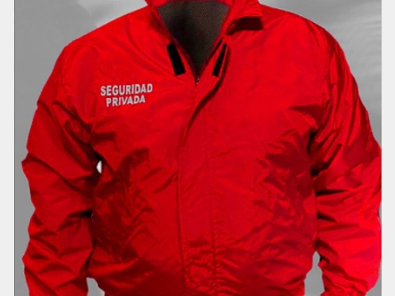Casaca impermeable en Región Metropolitana