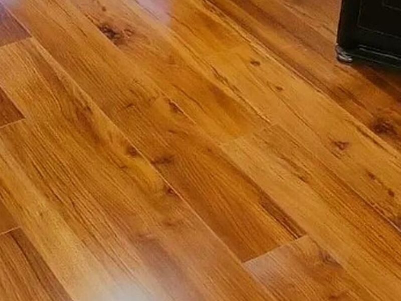 PISO FLOTANTE BRILLOSO CHILE