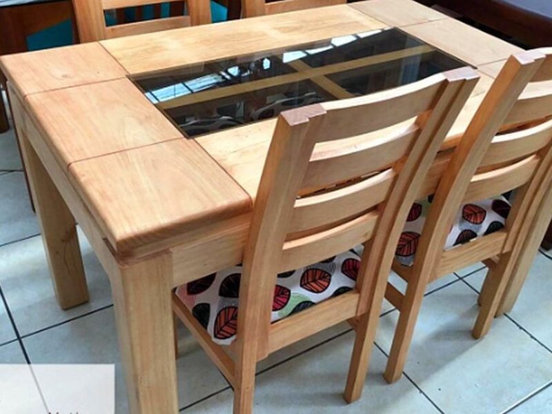Comedor 140x80 con 4 sillas Puerto Montt