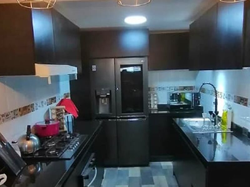 MUEBLES COCINA PARED CHILE
