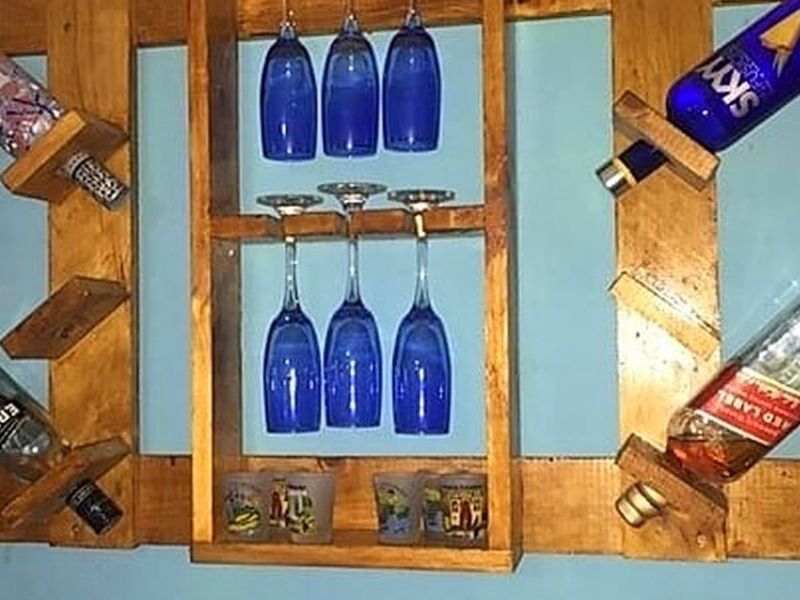 bar