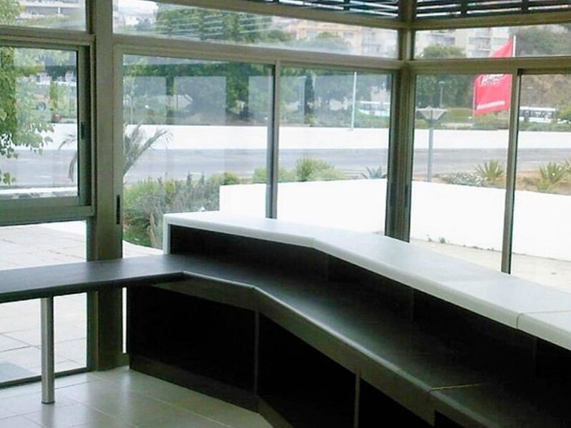 ARQUITECTURA RECEPCION GRANDE CHILE