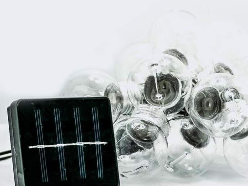 Luces LED con carga Solar CHILE