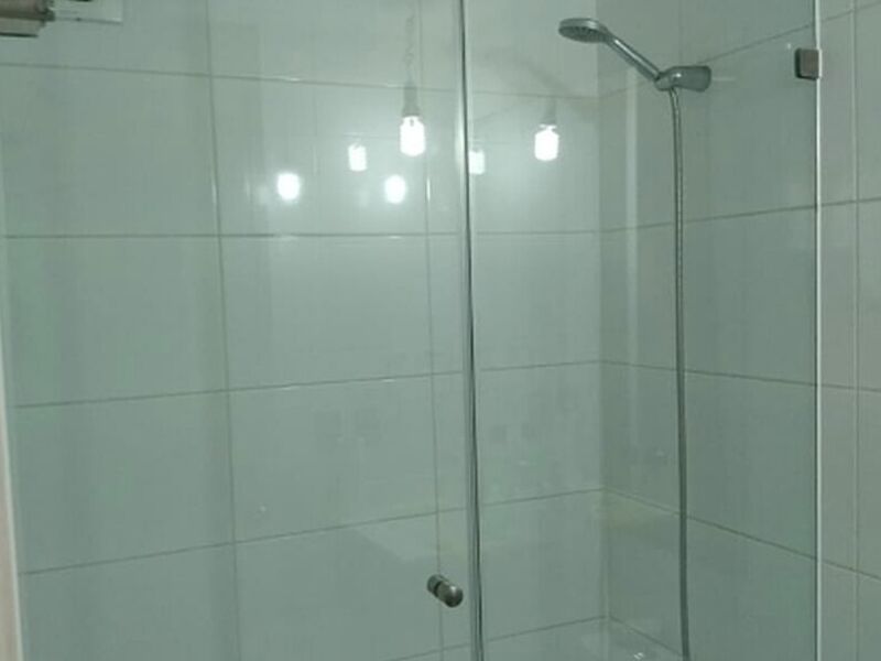 SHOWERDOORS ABATIBLE Chile