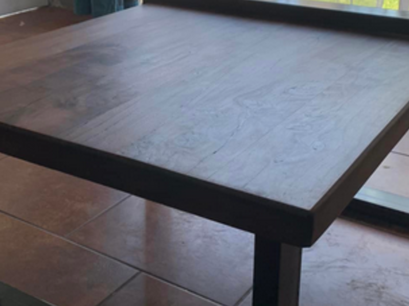 Mesa Cuadrada