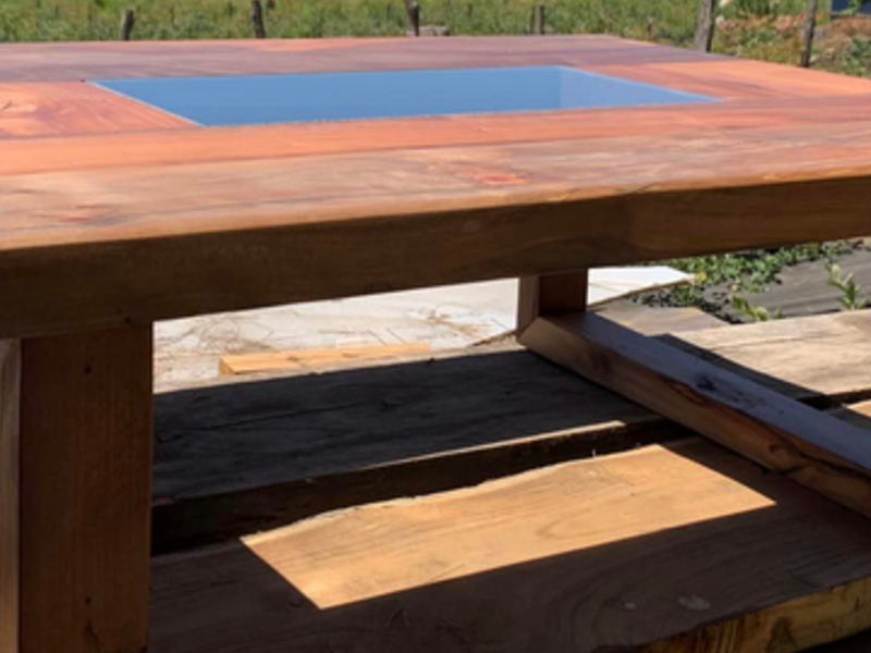 Mesa con vidrio