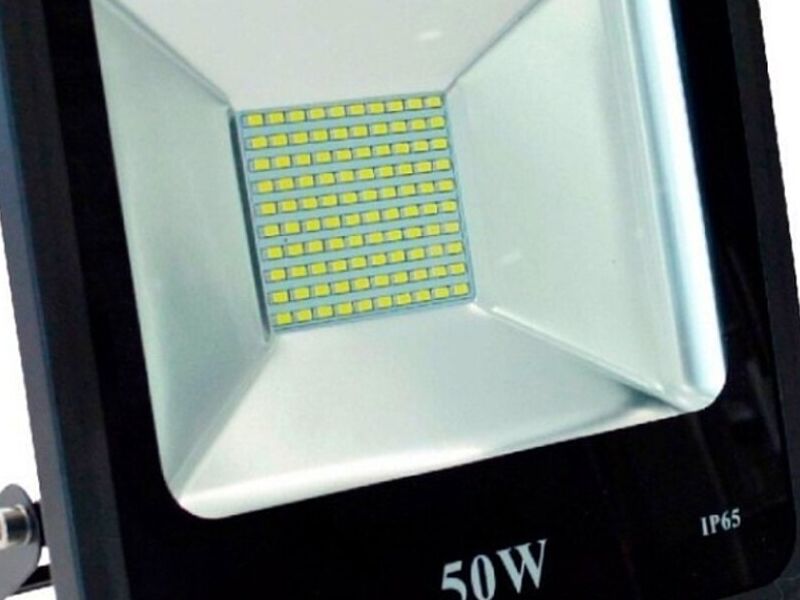 Foco Multi Led 50w Santiago