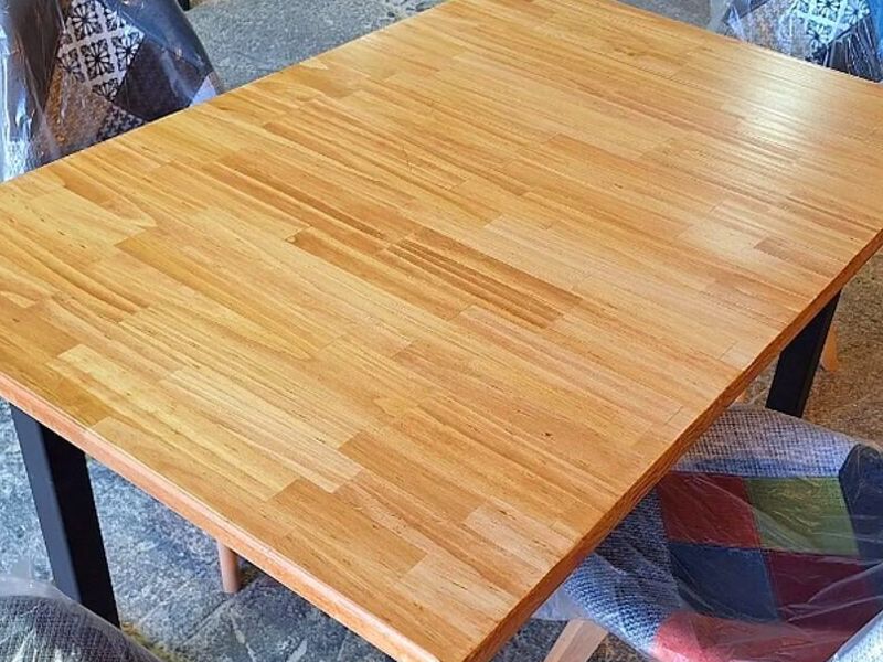 Mesa comedor Chile