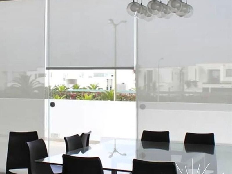 Cortina Roller Screen Chile