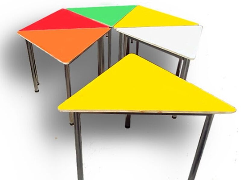 Pupitre triangular