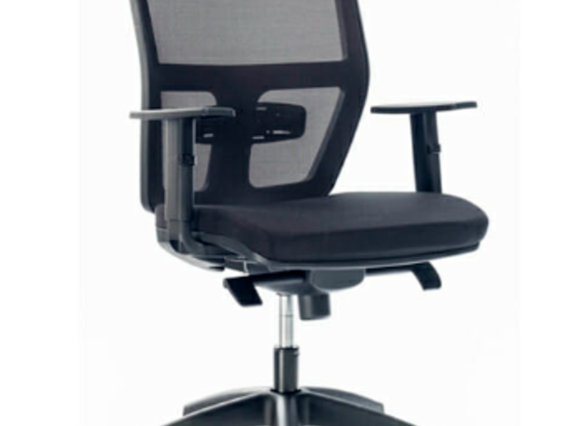 Silla Keempat base nylon Chile