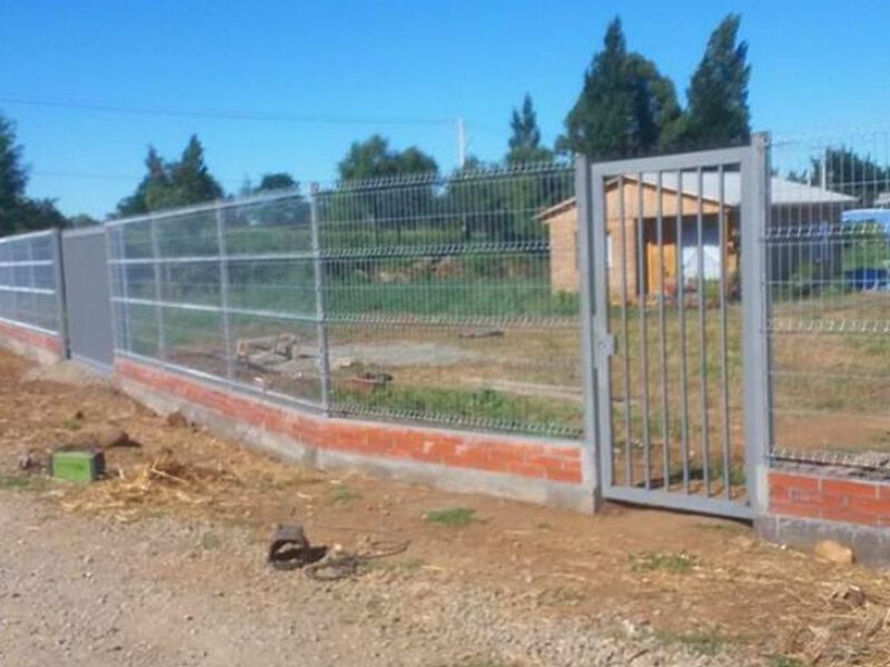 Cerco metálico puerta Chile