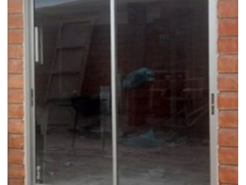 Puertas corredizos Arica