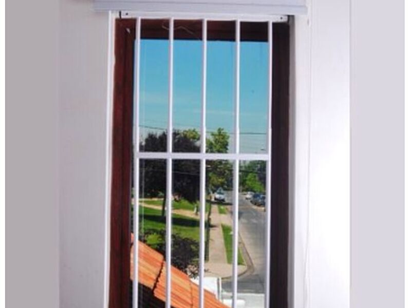 Proteccion aluminio ventana Chile 