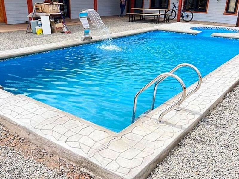 Piscina moderna Chile