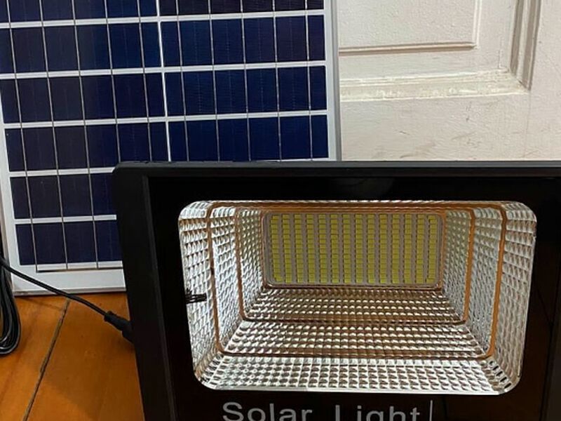 Foco Solar 400W CHILE