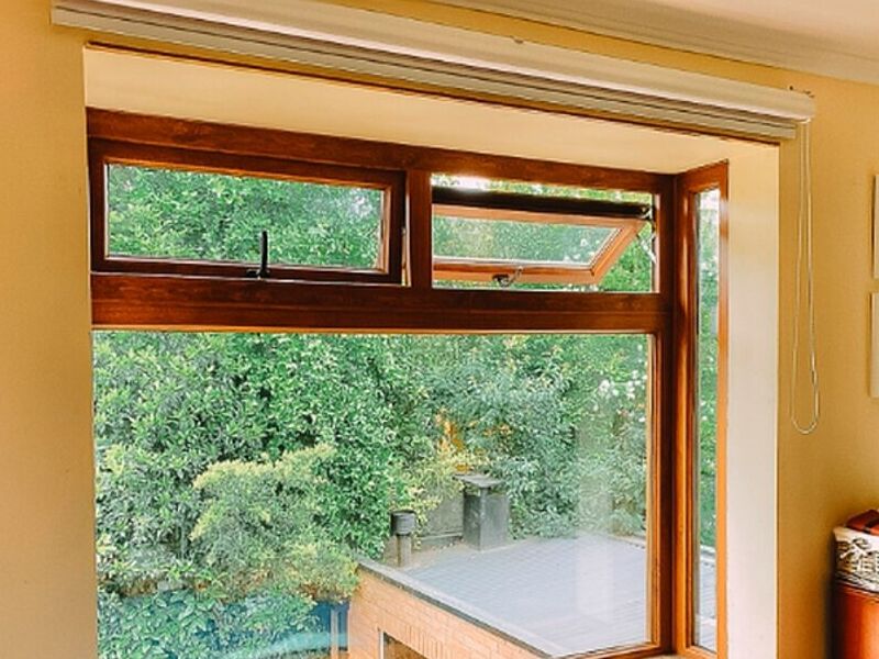 Ventana fija + proyectante Chile